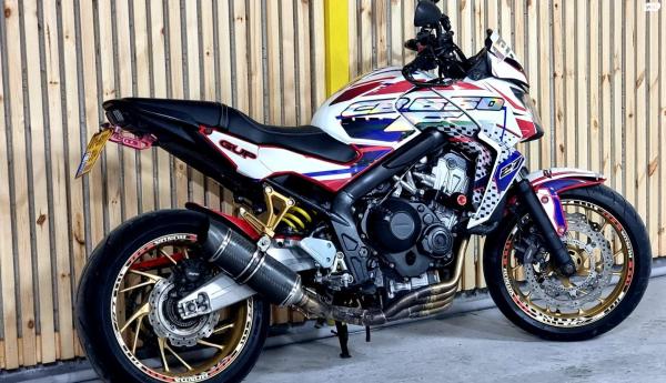 הונדה CB650F (2015)