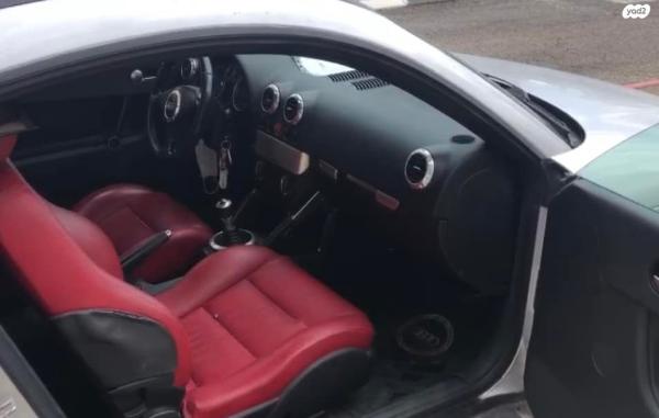 אאודי TT (2000)