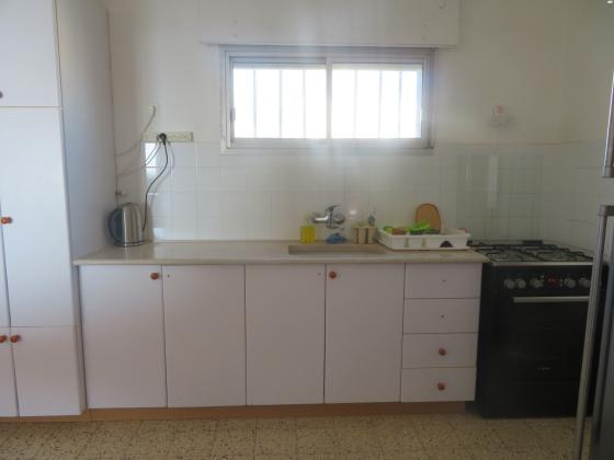 חיים לסקוב 14 (פסגת זאב מרכז)