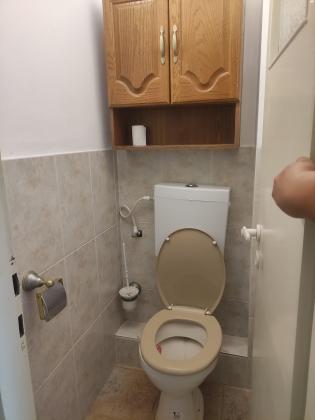 הרב דוד באזוב 6 (קריית שרת)