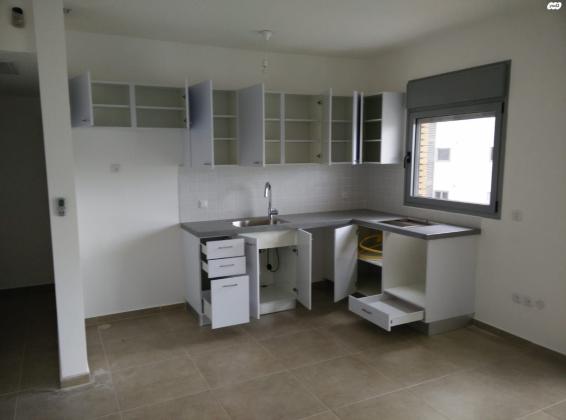 השונית 10 (השכונה הירוקה)