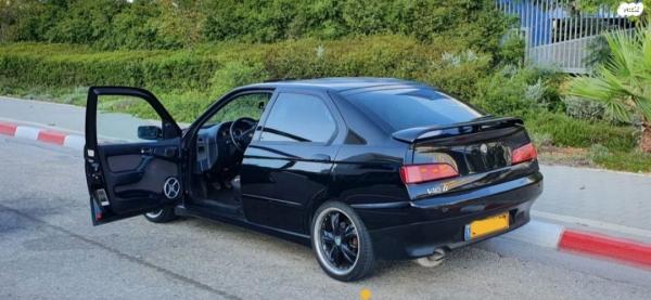 אלפא רומיאו 146 (1998)