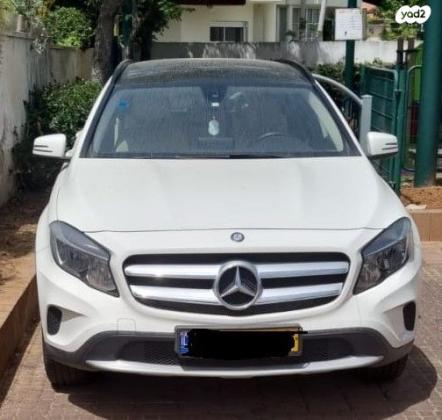 מרצדס GLA (2016)