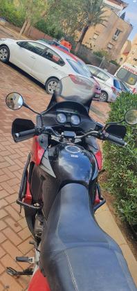 הונדה ואראדרו 1000 (2011)