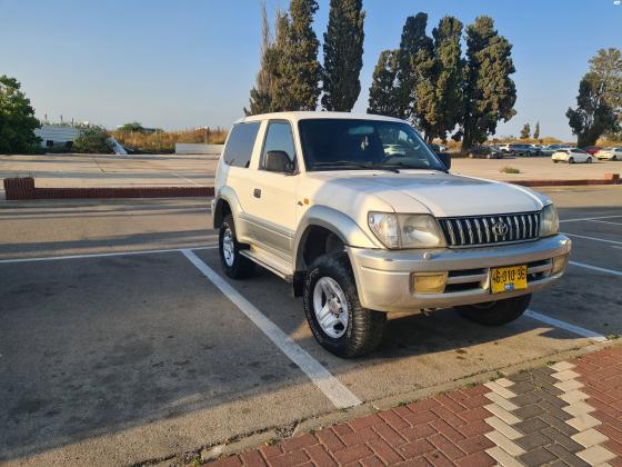 טויוטה לנד קרוזר פרדו קצר (2002)