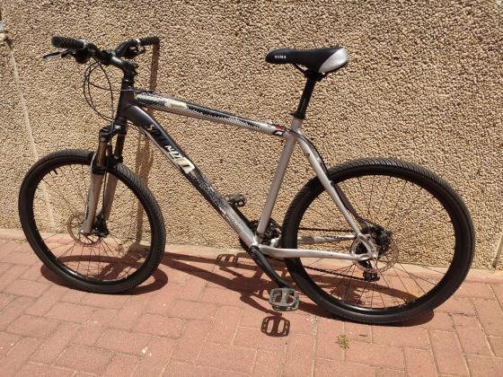 למכירה אופני הרים SPECIALIZED
