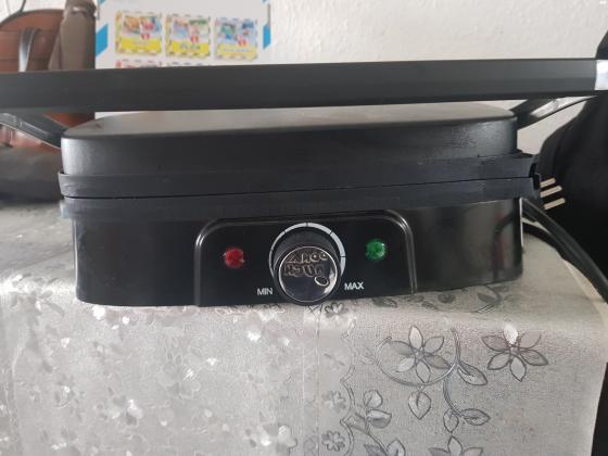 טוסטר לחיצה של yuko במצב