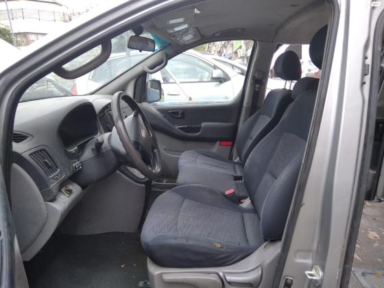 יונדאי H1 (2012)