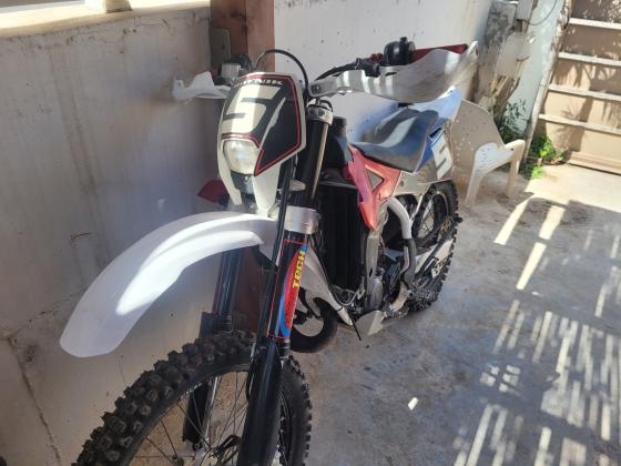 הוסקוורנה TE125 (2011)