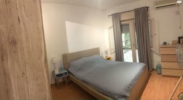 אברהם מאפו 4 (טלביה)