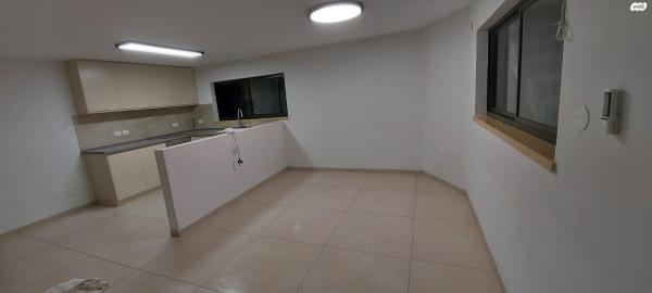 הרב גולד 13 (מוצקין;דובדבן הכפר;כיסופים)