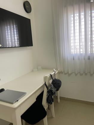 חדר שינה קומפלט מיטה וחצי,