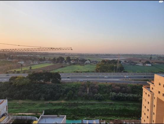 הרב ישעיהו משורר 12 (הדר גנים;גני הדר)