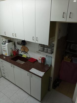 גולומב 24 (נאות רחל)