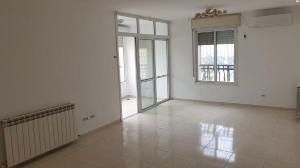 מבוא דקר 3 (הגבעה הצרפתית)