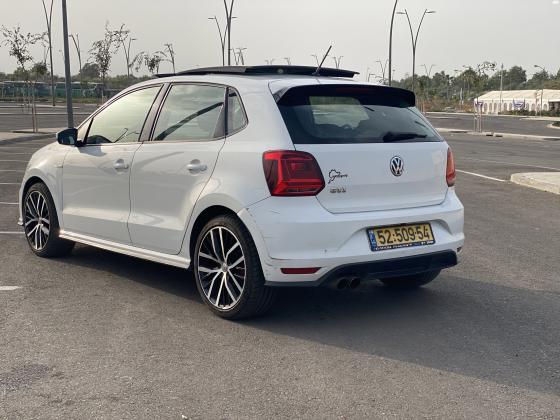 פולקסווגן פולו GTI (2015)