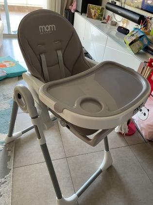 כסא אוכל מתקפל עולה ויורד