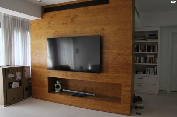 מזנון טלויזה / קיר דקורטיבי