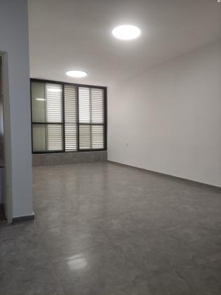 הרב דוד באזוב 6 (קריית שרת)