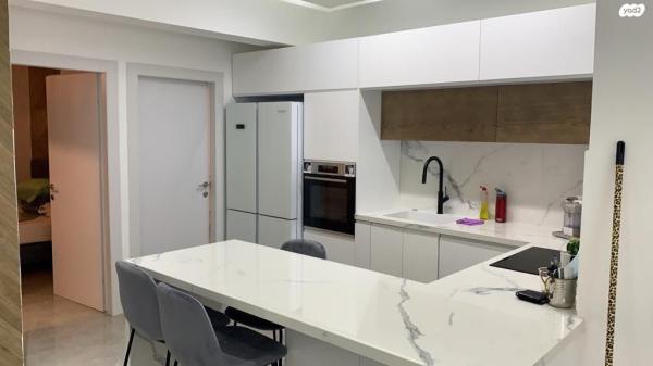 הרב הרצוג 2 (רחביה)