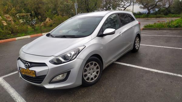 יונדאי i30CW (2014)