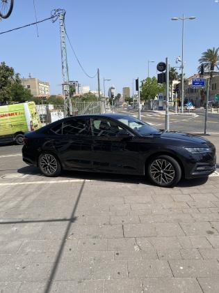 סקודה אוקטביה (2021)