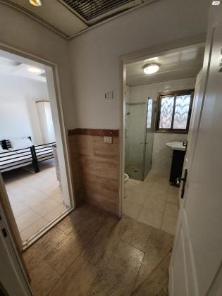 קרשקש 16 (שפירא)