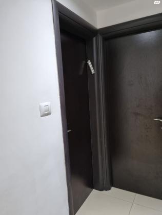 דלתות פנדור יפות במצב מעולה!!!