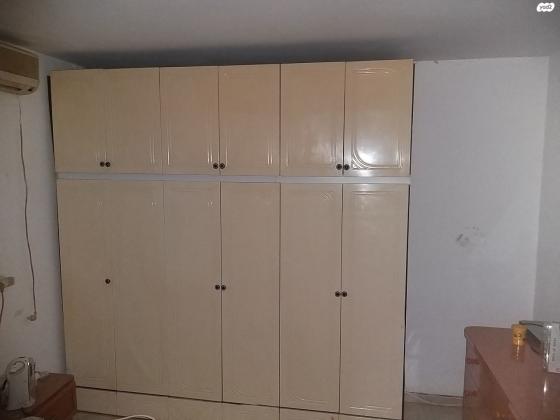 ארון בגדים מידות 2