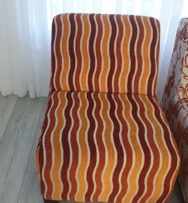 למכירה שתי כורסאות 1,000 שח,