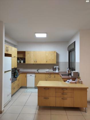 יעל רום 17 (אם המושבות)