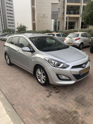 יונדאי i30CW (2015)