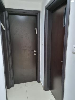 דלתות פנדור יפות במצב מעולה!!!