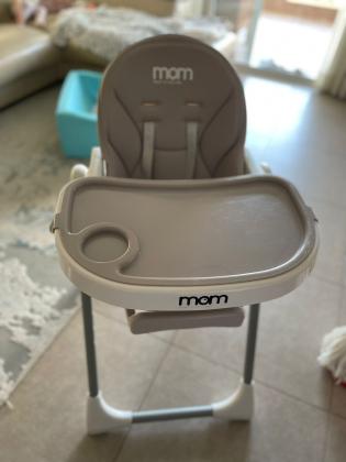 כסא אוכל מתקפל עולה ויורד