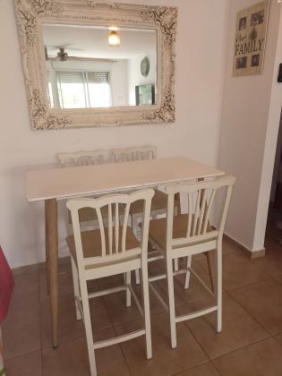 שולחן בר מהמם כולל 4