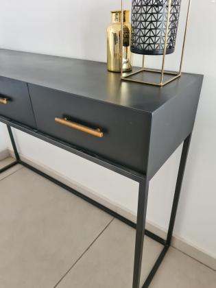 קונסולת כניסה מתכת שחורה, ידיות