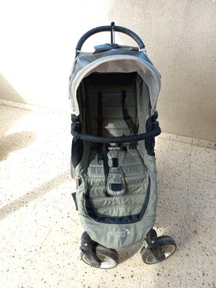 עגלת בייבי ג'וגר סיטי מיני 4 גלגלים