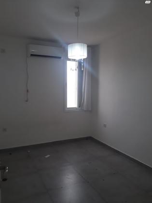 הרב קוק 14 (רובע ב)