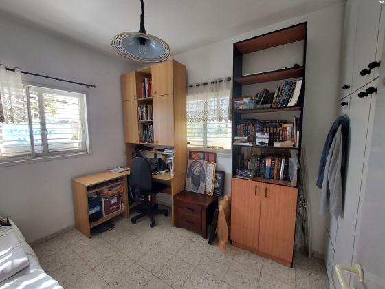 חנה סנש 3 (מרכז העיר דרום)