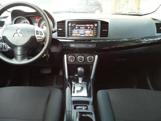 מיצובישי לנסר ספורטבק (2017)