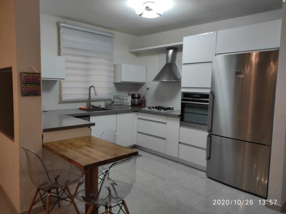 שדרות מנחם בגין 42