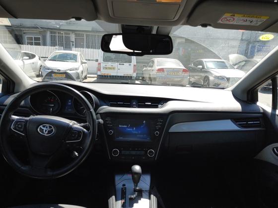 טויוטה אוונסיס (2017)