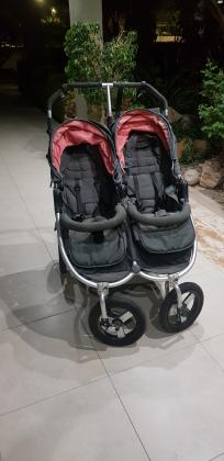 עגלת תאומים Bumbleride Indie twinשתי