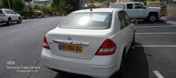 ניסאן טידה (2008)