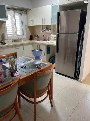 אשר ברש 5 (רמת אביב)