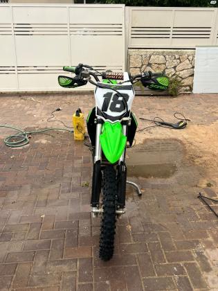 קאוואסאקי KX (2018)