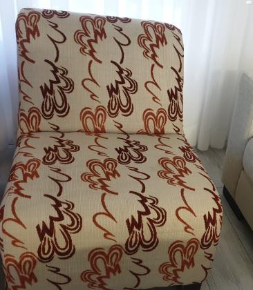 למכירה שתי כורסאות 1,000 שח,