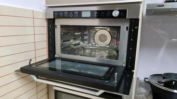 מיקרוגל משולב בנוי Built-in של KUPPER