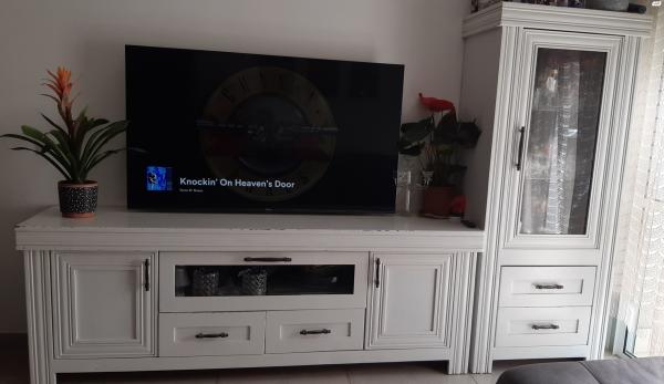 שולחן קפה, מזנון ויטרינה מעץ