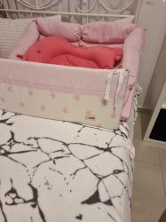 מגן ראש למיטת תינוק של מיננה, עבה ונעימה